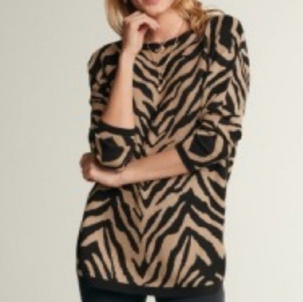 Cabi sweater